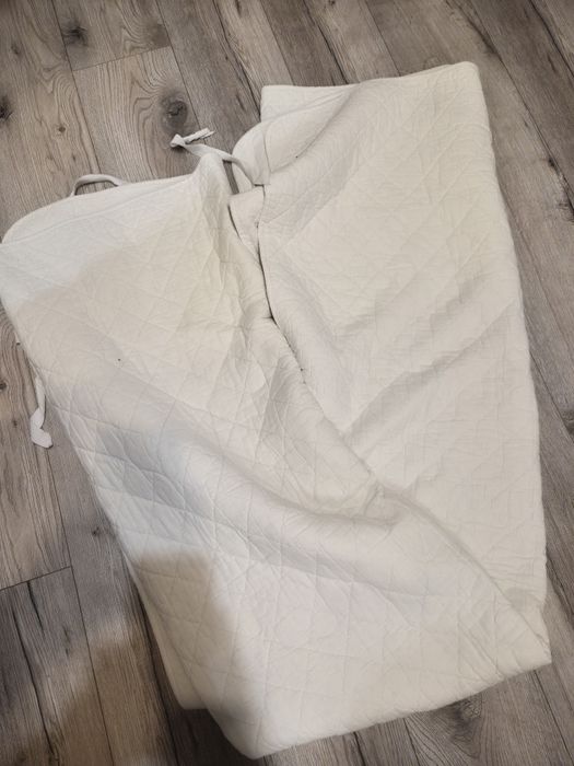Bawełniana mata na łóżko Jysk 180x200, używana