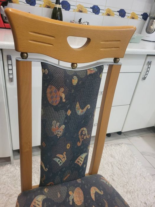 Продам дубові стільці