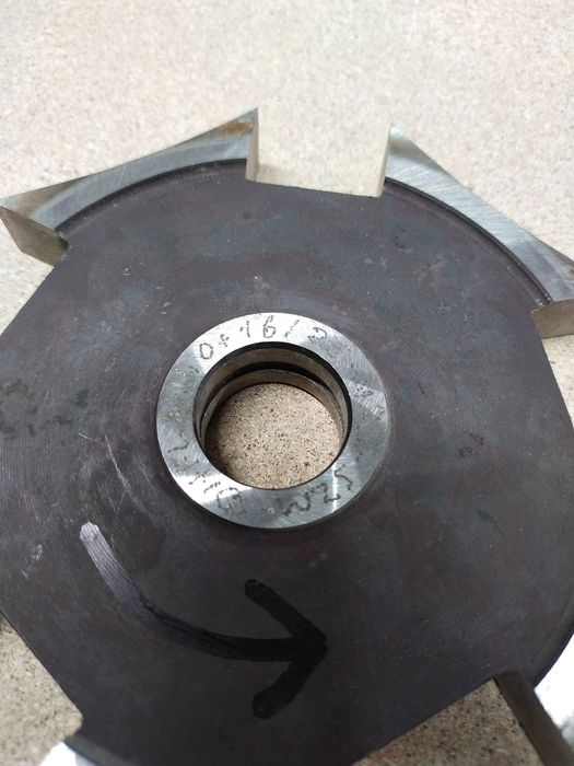 Frezy proste do drewna