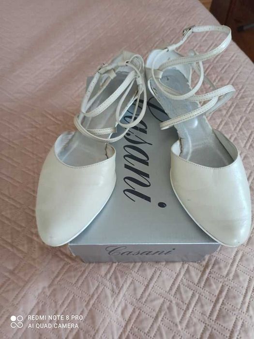 Baleriny koloru ecru z paseczkami duży rozmiar 42