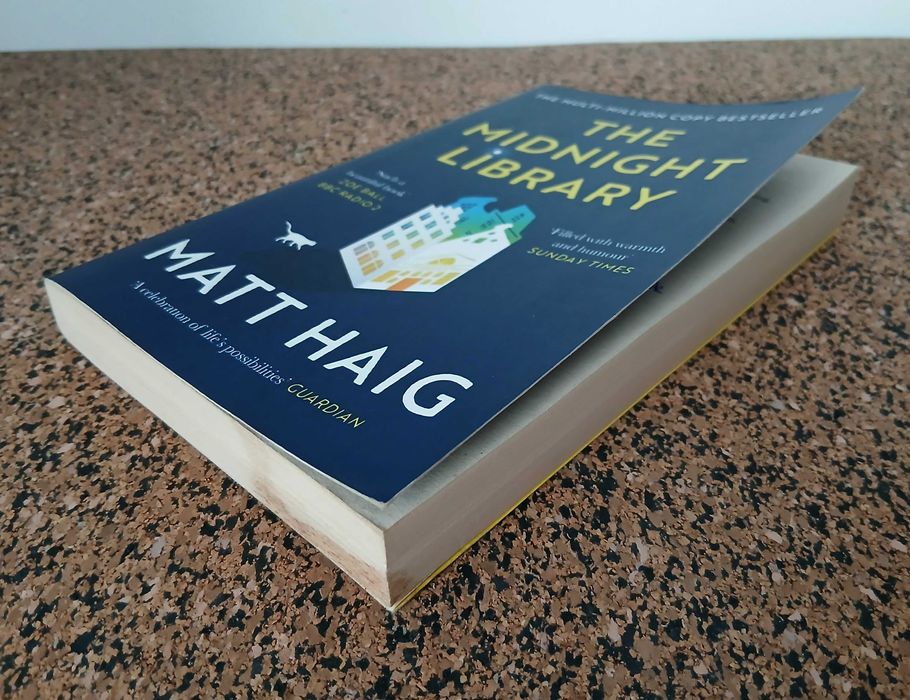 Livro - The Midnight Library (Matt Haig)