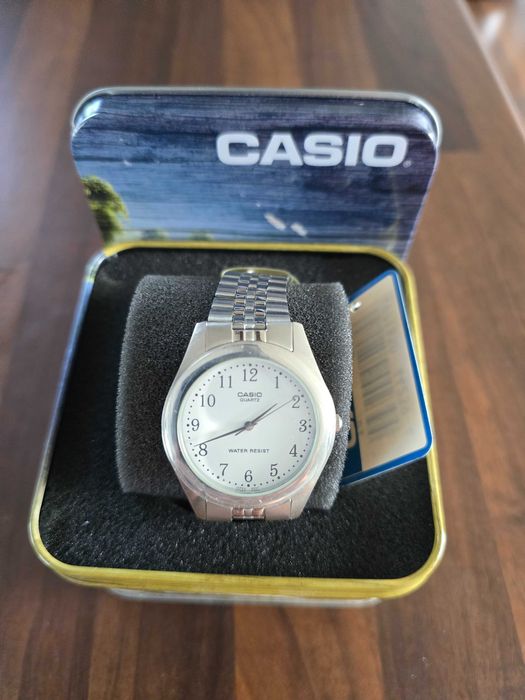 Zegarek kwarcowy na bransolecie Casio MTP-1129A Nowy