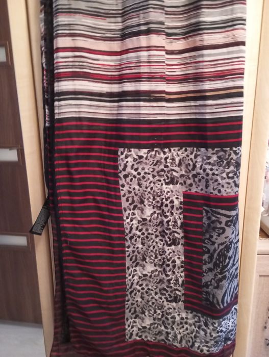 Piękny szal w różne wzory damski pod szyję