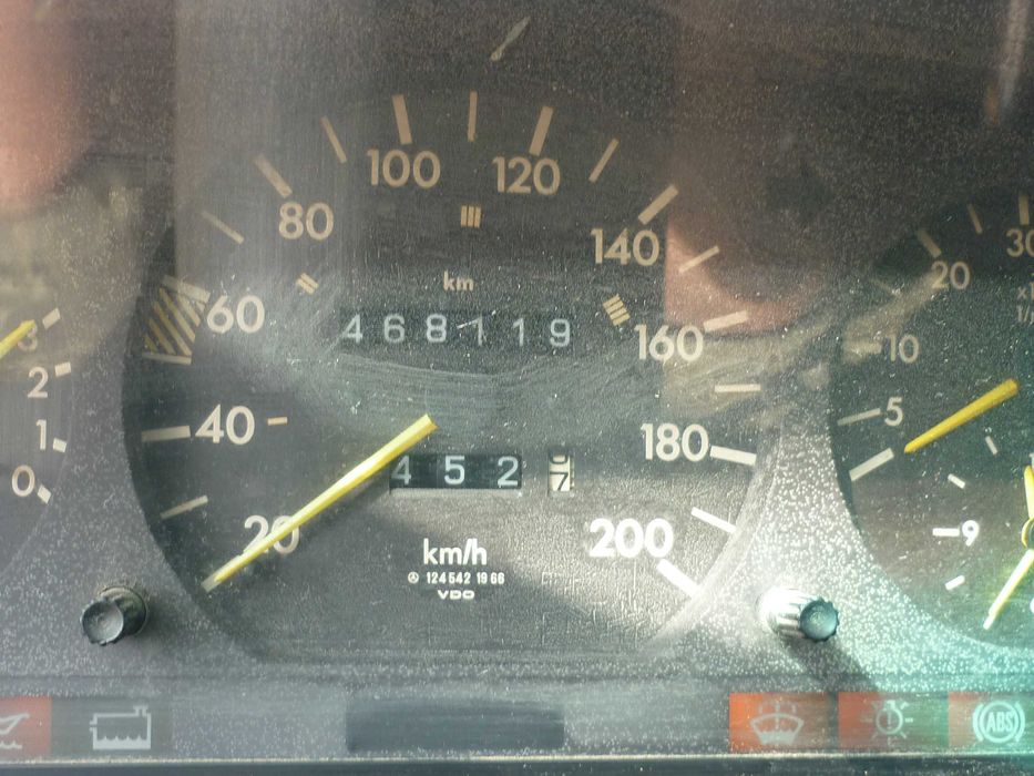 Mercedes 250D, 5 cilindros