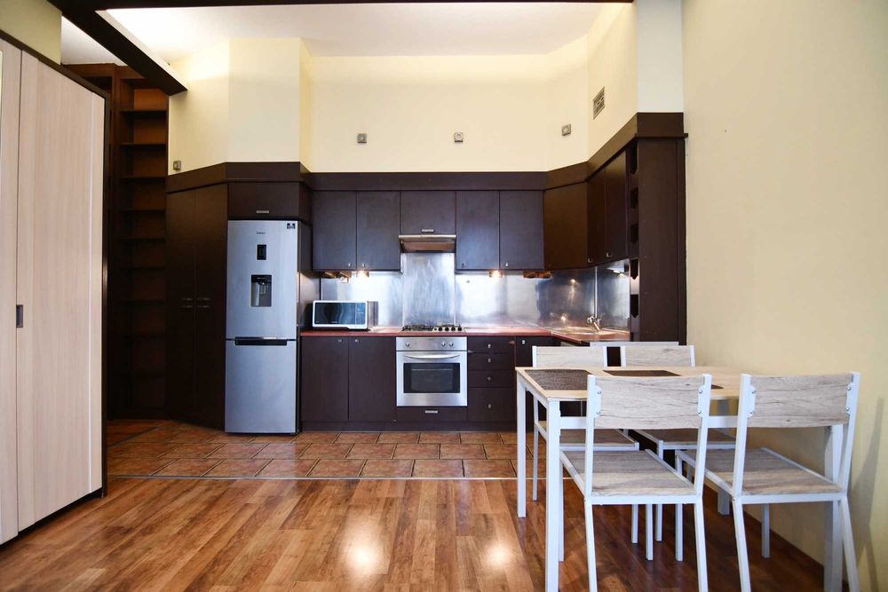 Ścisłe Centrum 3 pokoje 72 m2 ul. Szpitalna duży taras