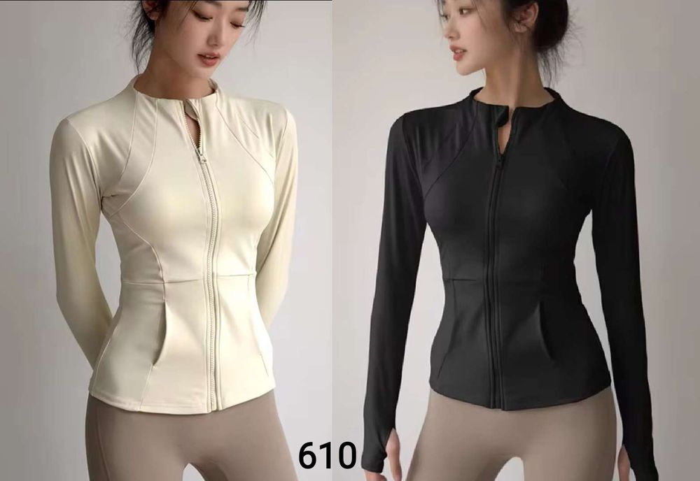 Універсальний спортивний топ жіночий