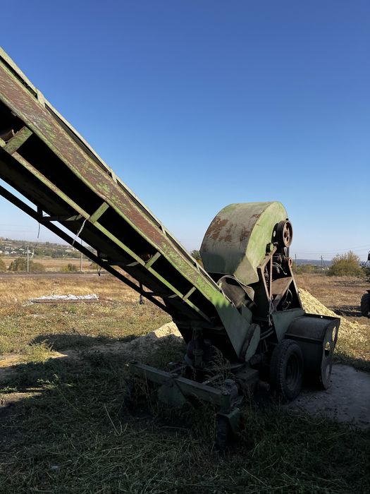 Продам Р-6 КПШ-6 ковшовий зернопогрузчик.