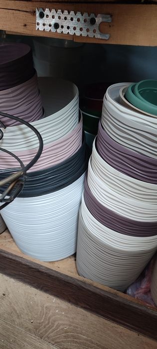 Продам горшки для цветов новые Мальва Фьюжн