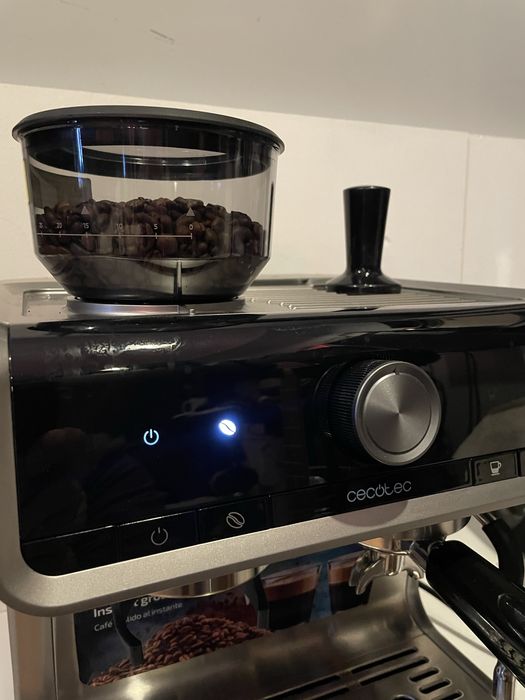 Cecotec Cumbia Power Espresso 20 Barists Cream ekspres do kawy