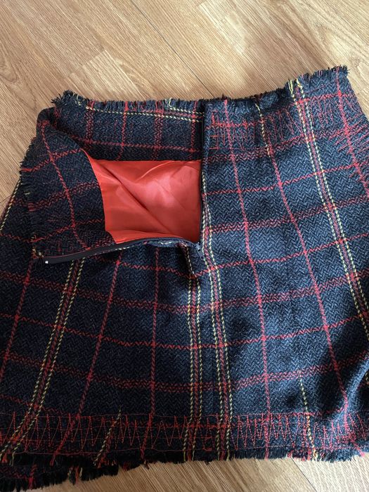 Спідниця в клітинку