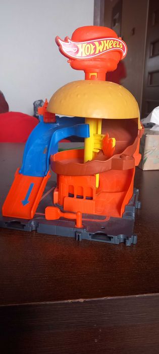 Hot wheels City rajdowa burgerownia