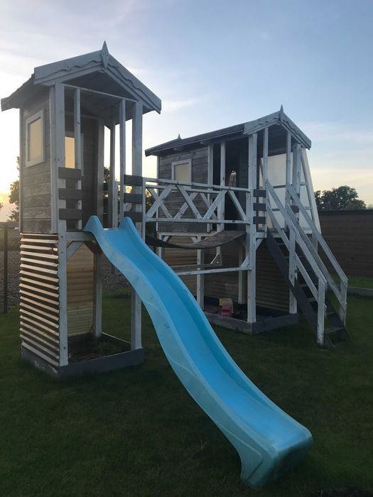Okazja Duży domek ogrodowy dla dzieci, plac zabaw, zjeżdżalnia, zamek