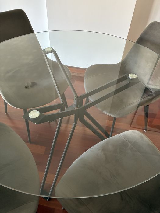 Mesa de Jantar AREA – Vidro Temperado Redondo 110 cm