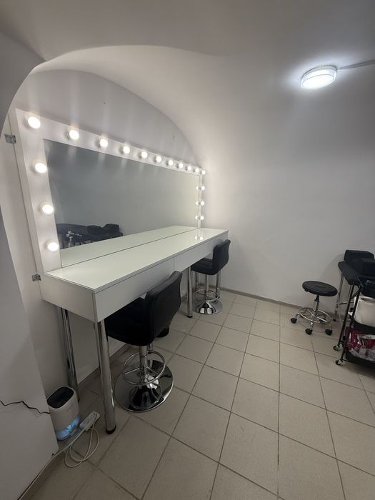 Аренда места бровиста/визажиста/ламимейкера