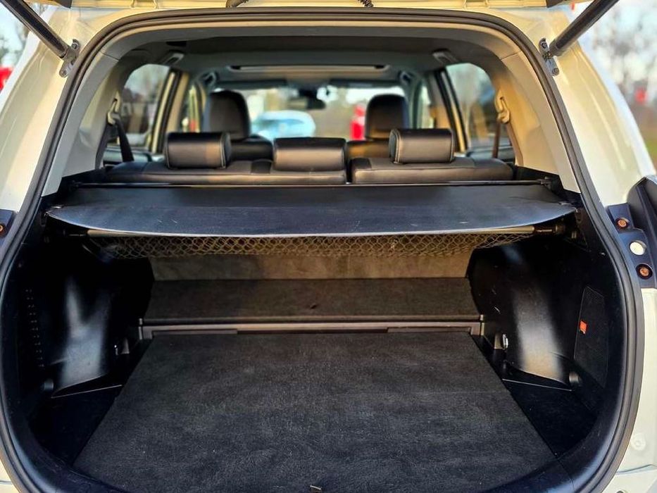 Продам свою Рав4 Гібрід 2016