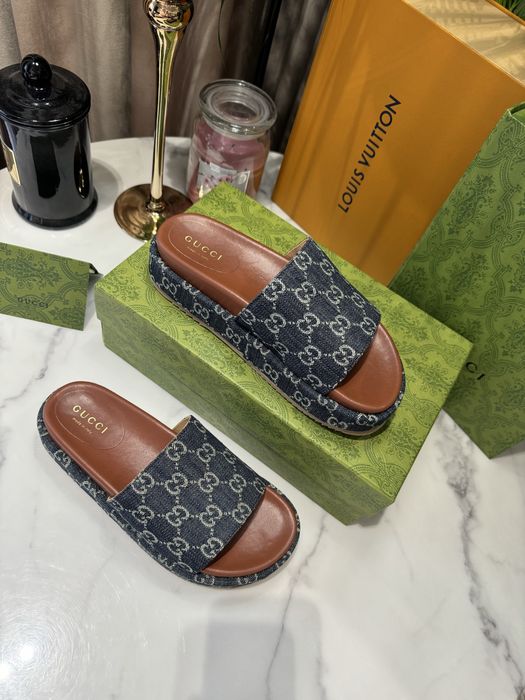 Klapki Gucci Jeans Monogram