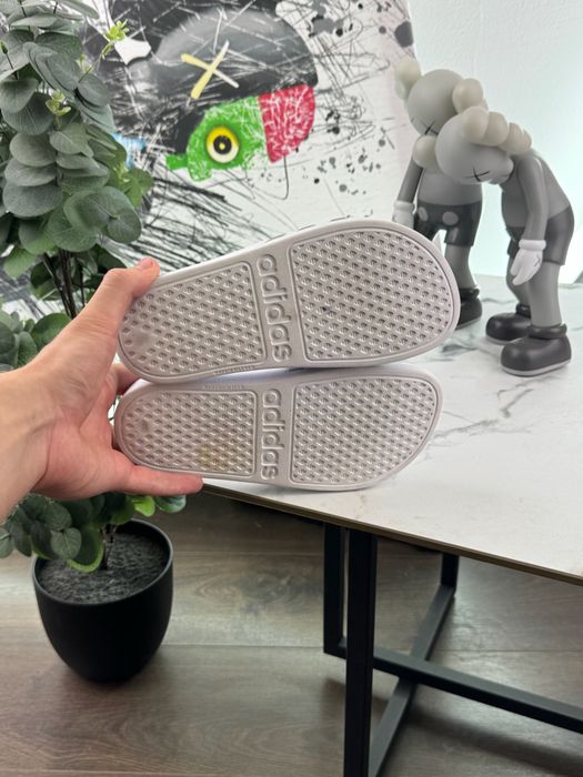 Тапочки шльопки Adidas 33.5 розмір Е15277