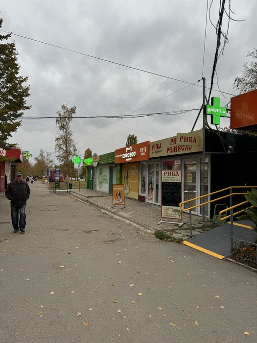Сдам приміщення 30 м кв Героїв Праці біля метро