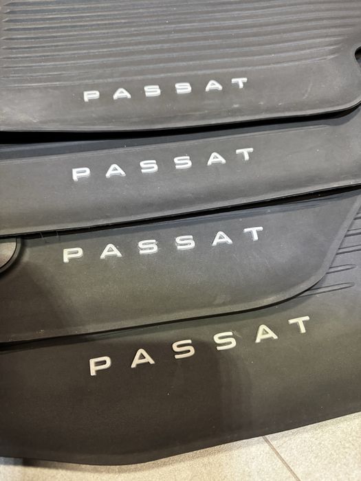 Nowe dywaniki gumowe welurowe  VW Passat B9 31J