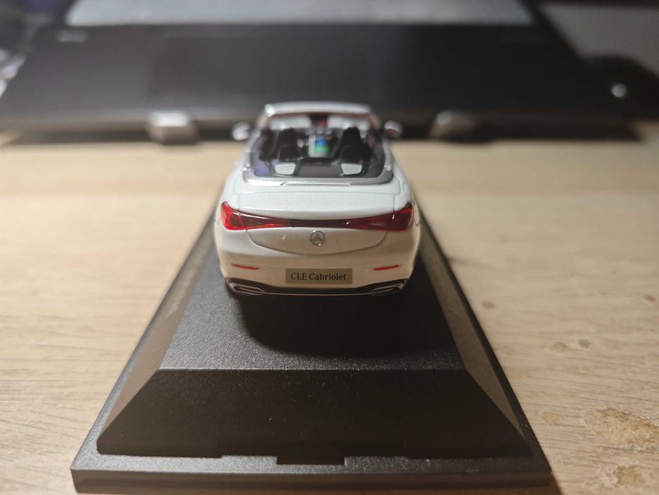 1/43 Miniatura Mercedes benz CLE Cabrio