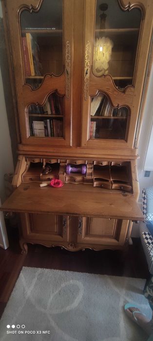 Móvel em Madeira Maciça com Escrivaninha e Arrumação64285476206338122