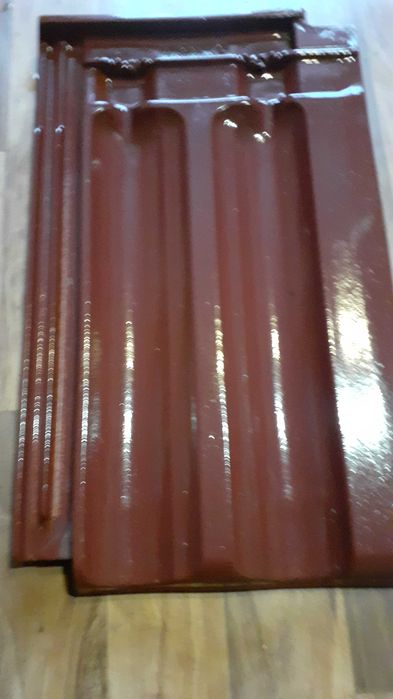 Ton Dach Dachówka wiśniowa