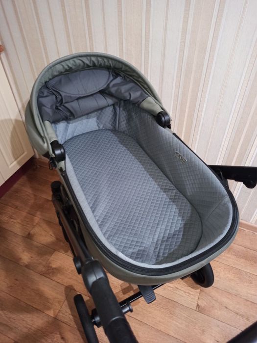 Коляска Аnex e-type