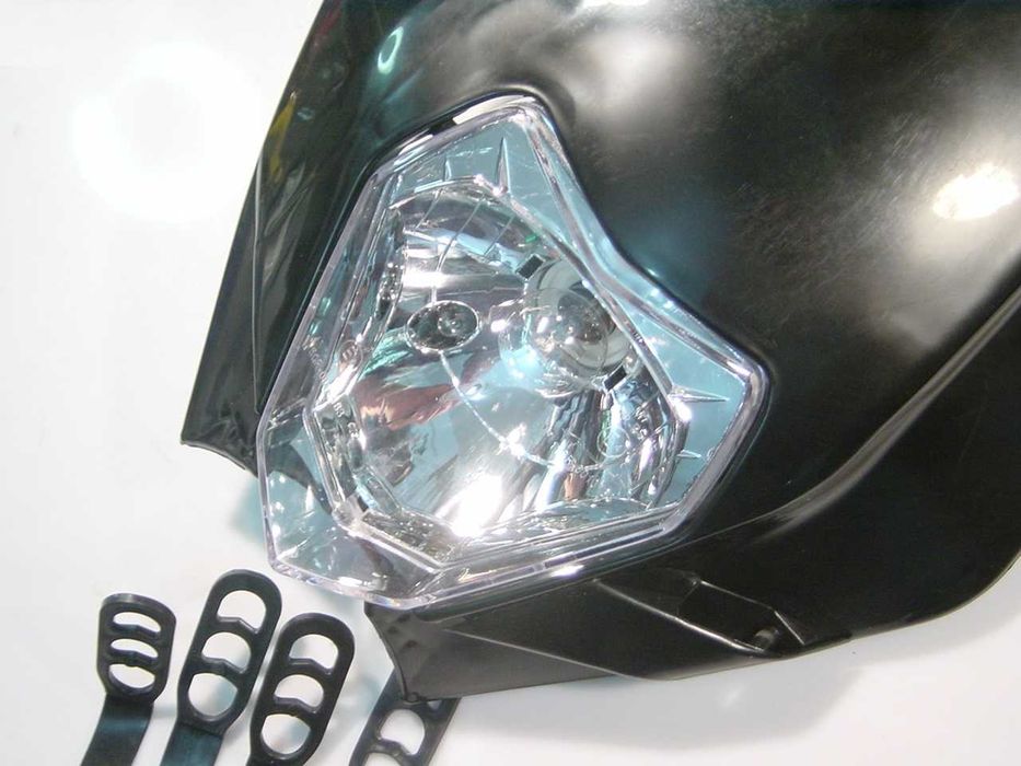 Mica com farol para mota com mínimos, médios e máximos