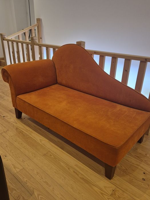 Chaise longue gato preto