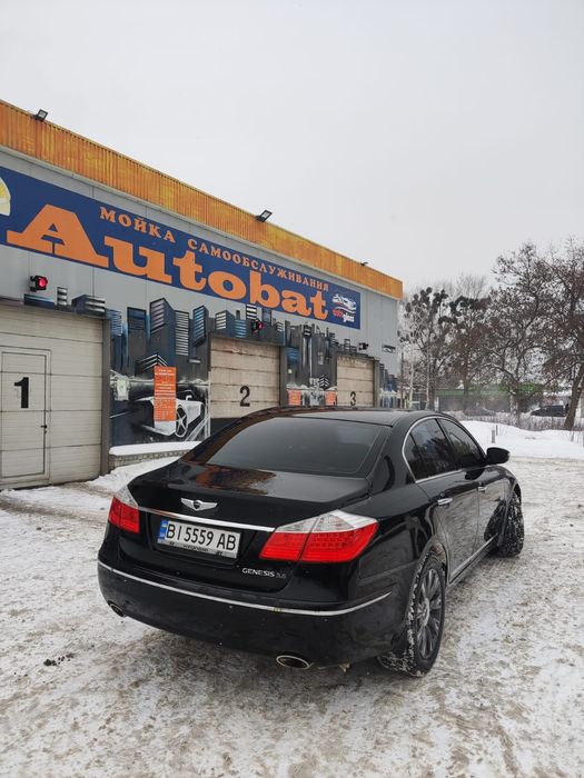 Продам Хундай Генезис