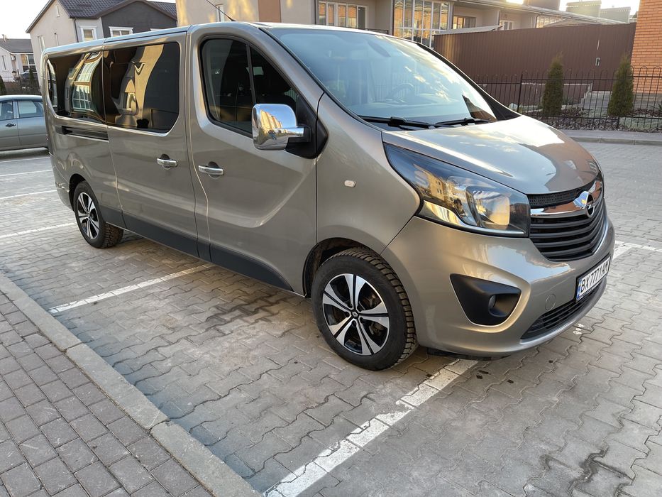 Пасажирські перевезення,трансфер Буковель,оренда авто