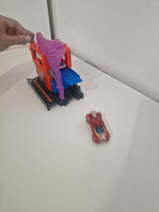 Pista Hot Wheels - Bomba de Gasolina - Como nova