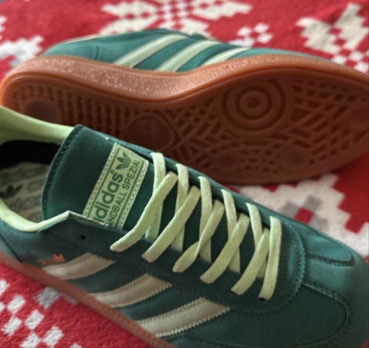 Adidas novos na caixa Handball Spezial azul tam 43