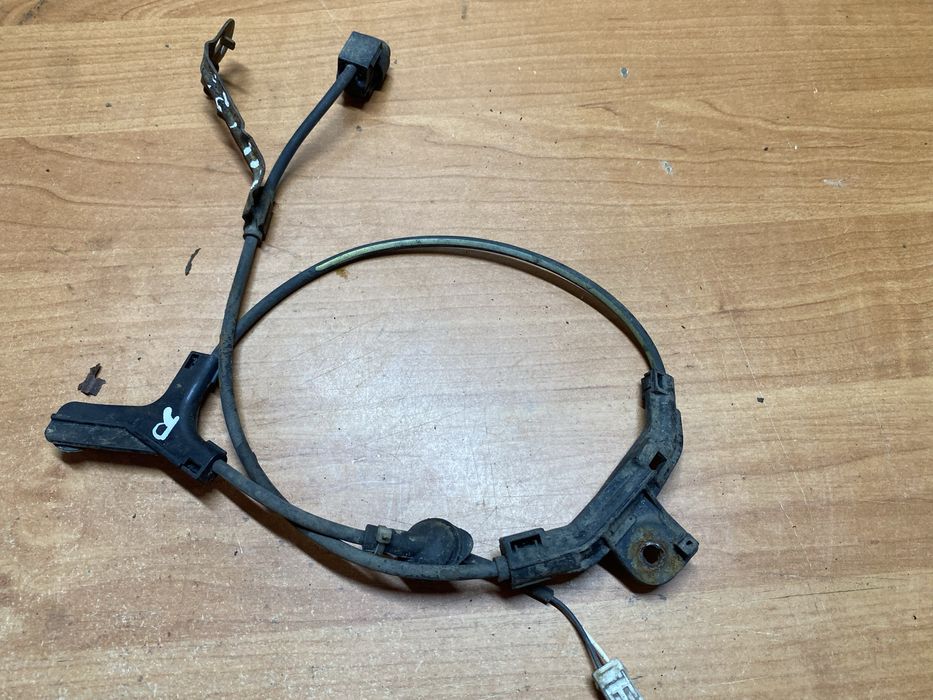 Проводка датчика ABS заднего для Toyota Avensis T25 8951605010