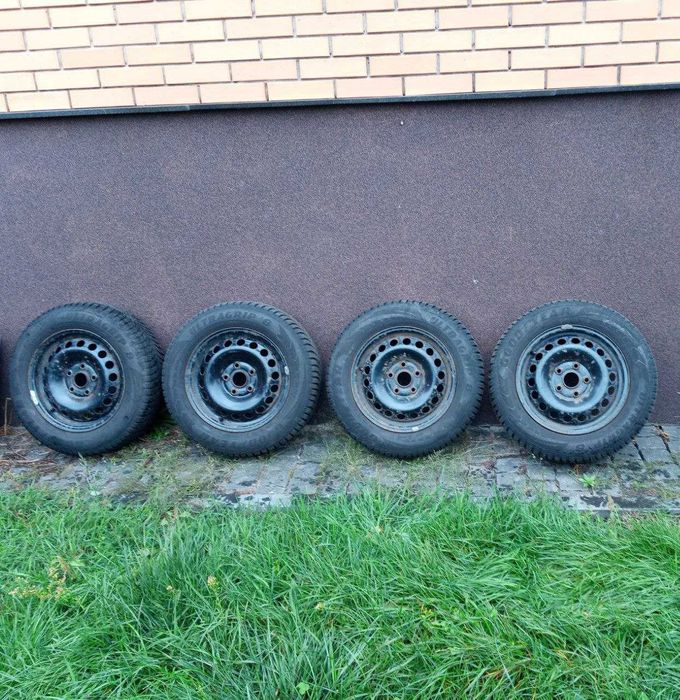 Зимові автошини Goodyear вживані 195/65 R15 разболтовка 5/112
