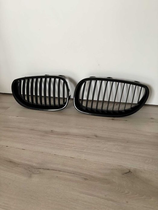 Grill nerki BMW e60 Black