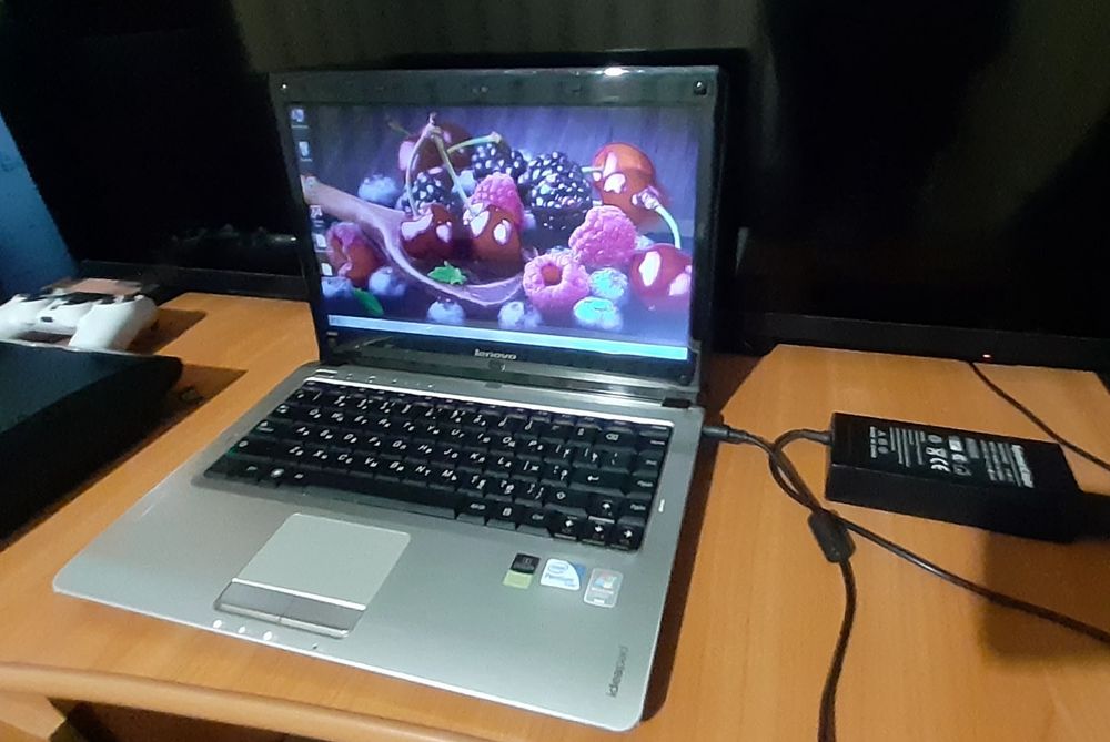 Ноутбук lenovo IdeaPad U350