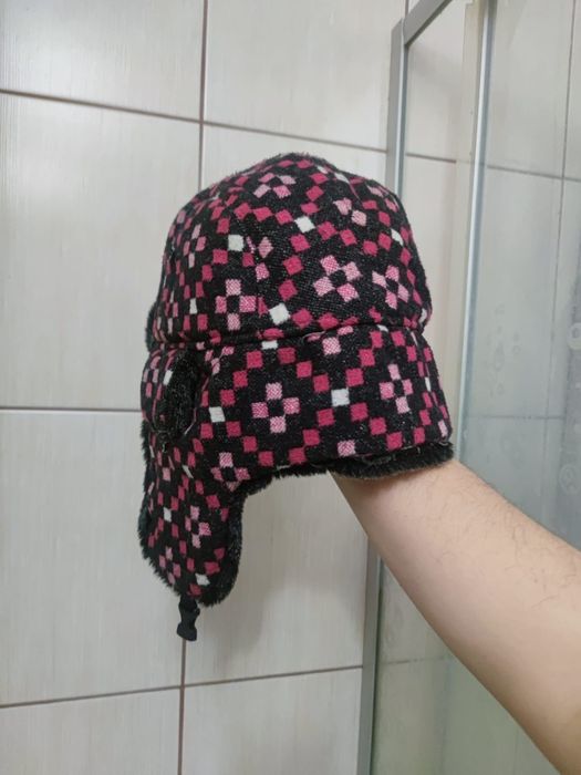 czapka uszatka traperka zimowa damska dziecięca wzór geometryczny romb