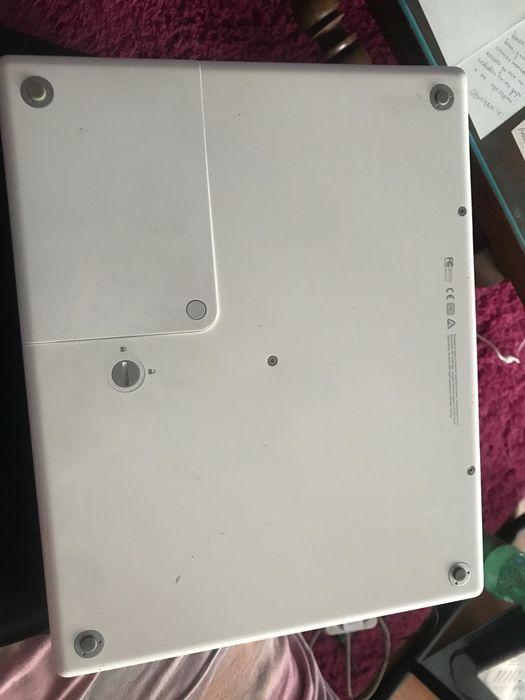 Portátil Apple Ibook G4 Com problema64729625743105122