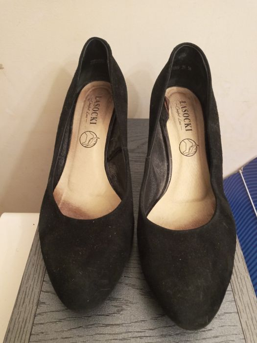 Czarne buty Lasocki r 39
