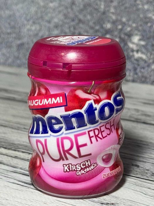 Жуйки Mentos Ментос без цукру Ментол.Вишня. 70 г