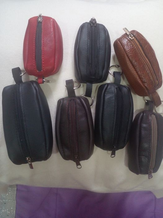 Porta moedas em pele