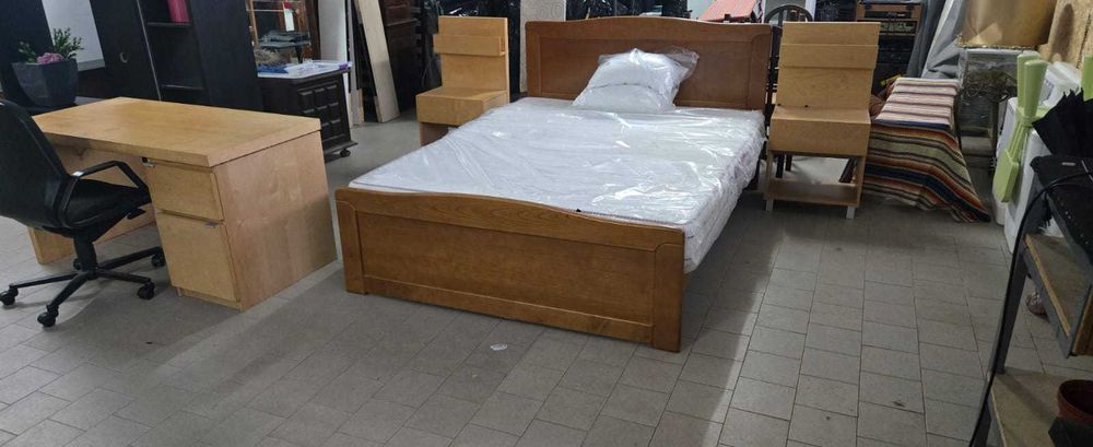 Quarto completo com secretaria