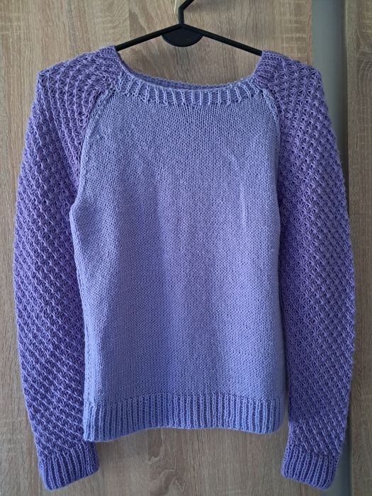 Przepiękny sweterek liliowy, ciepły, xs