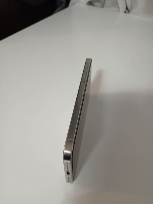 Iphone 15 pro max 256gb w bardzo dobrym stanie