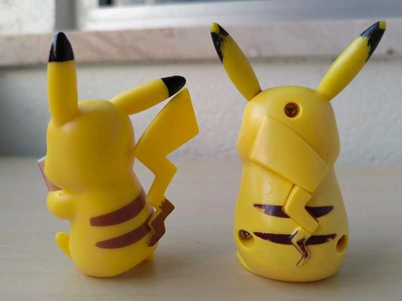 Figura Pikachu Pokémon a segurar livro Oferta do Pikachu Macdonalds