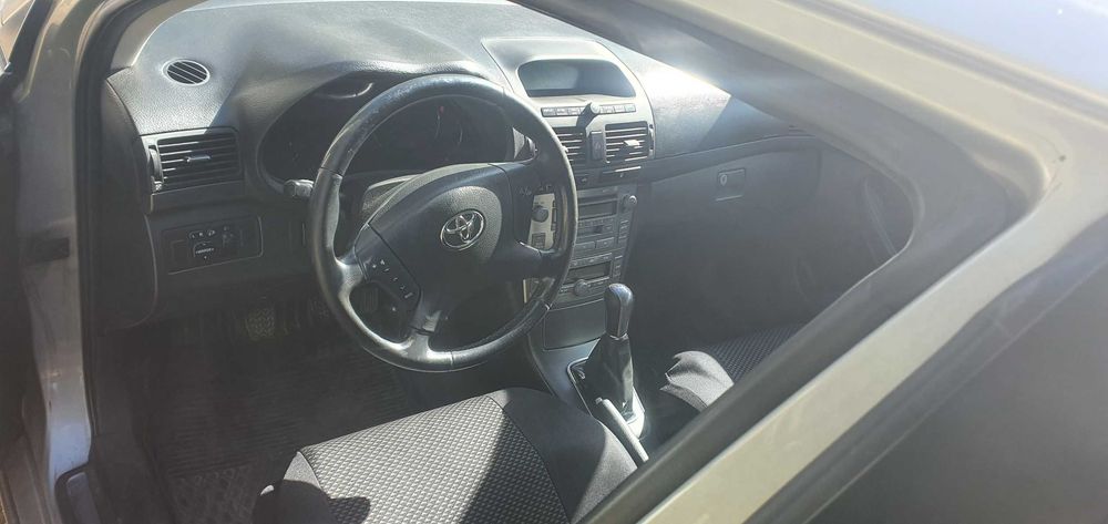 Toyota Avensis T25 1,8b
