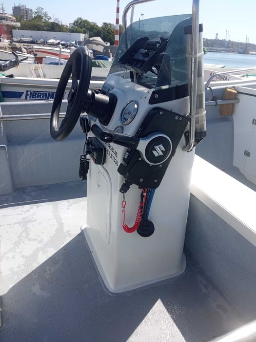 Barco Promarine 495