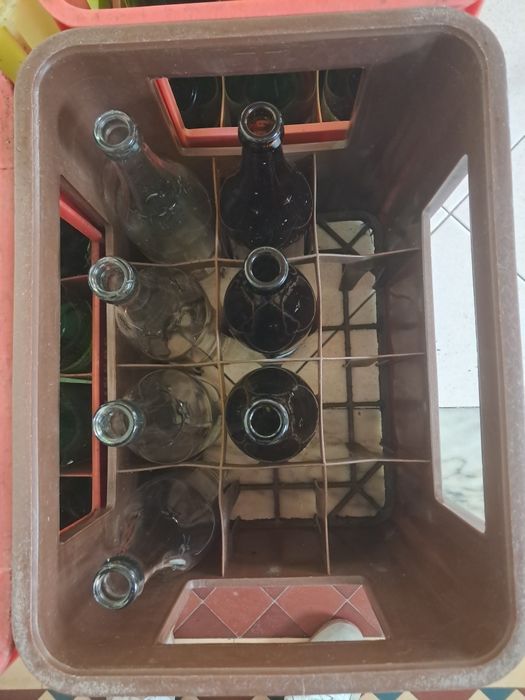 52 Garrafas 6 estrelas e 4 grades