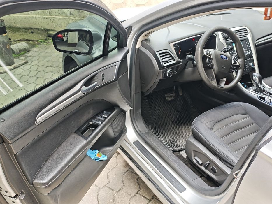 Продам свой симейный автомобиль